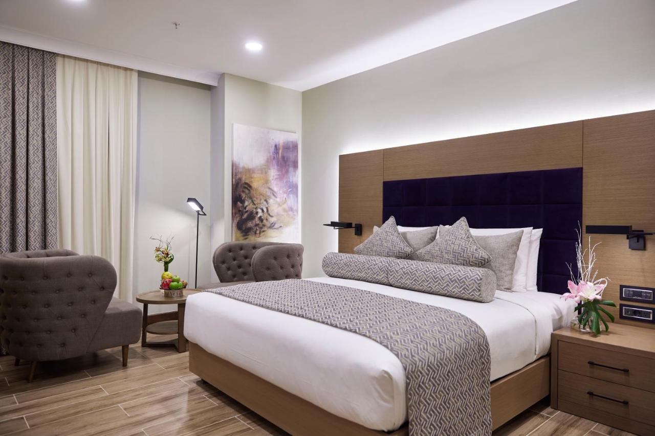 Hotel Yogh Hospitality Paramaribo Esterno foto