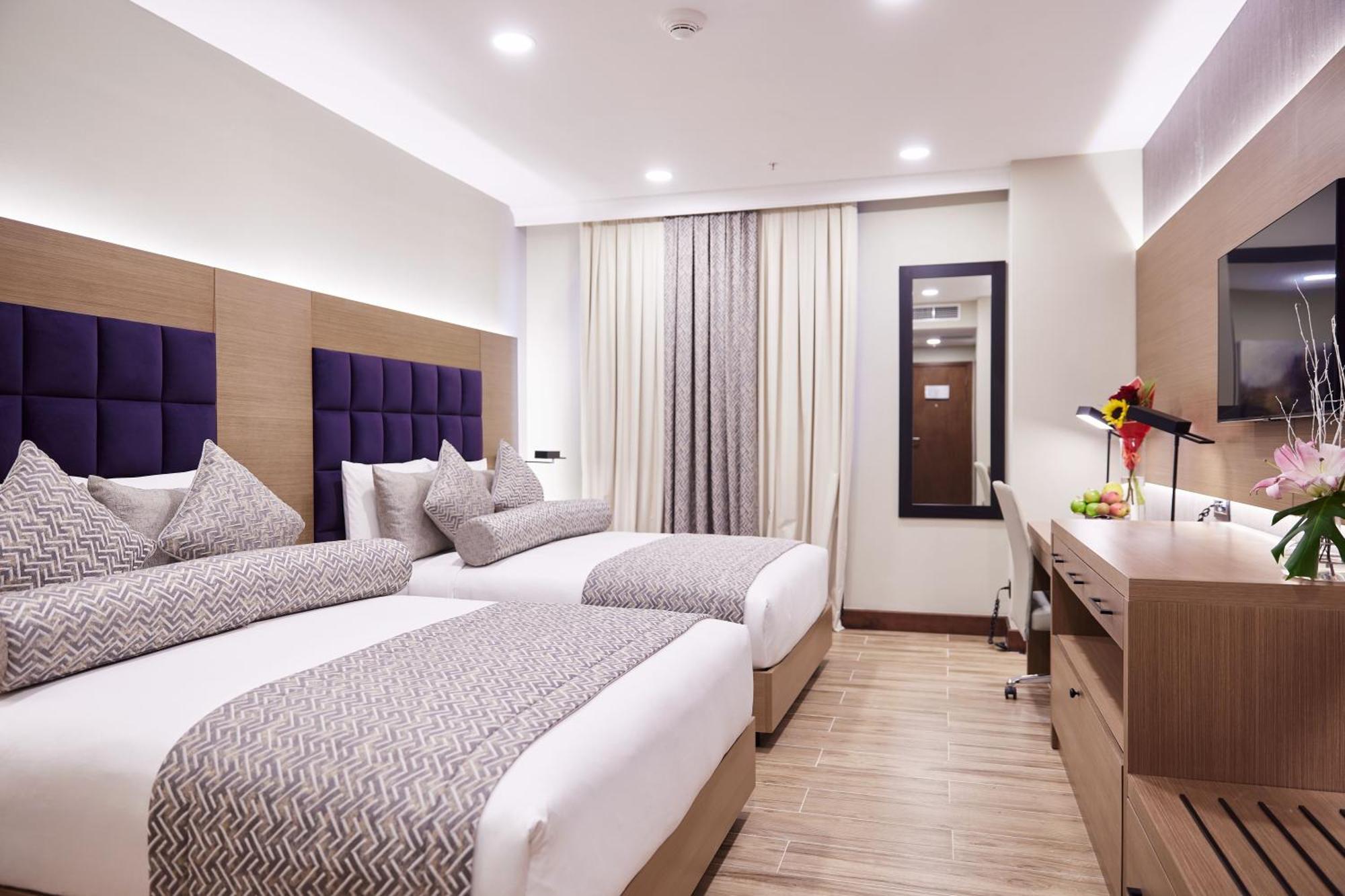 Hotel Yogh Hospitality Paramaribo Esterno foto