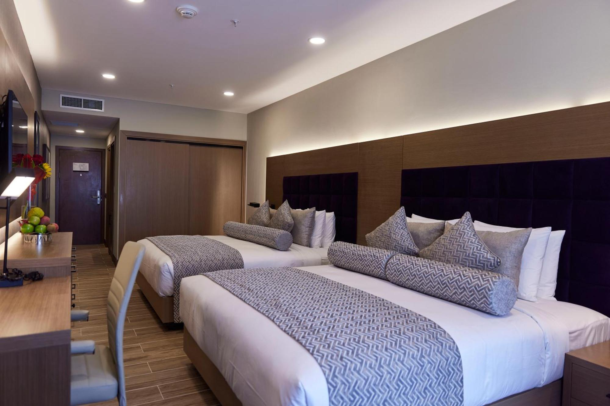 Hotel Yogh Hospitality Paramaribo Esterno foto